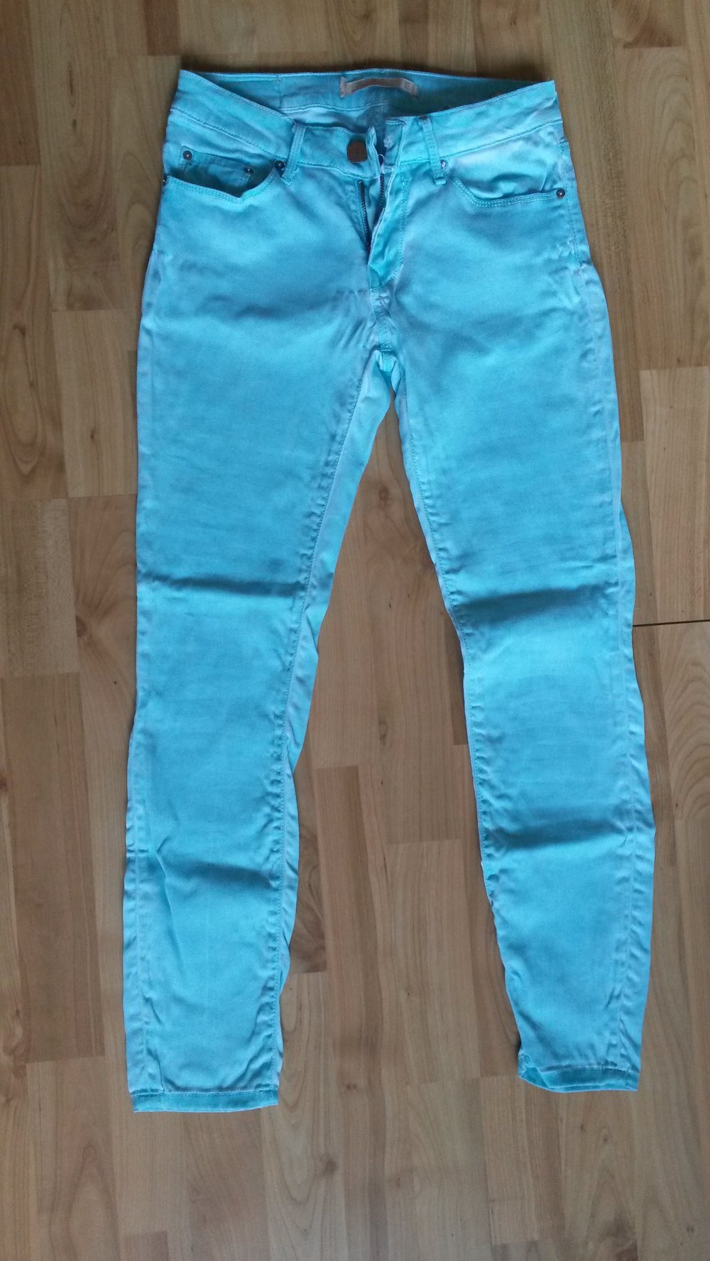 Jeans in türkis Gr. 34