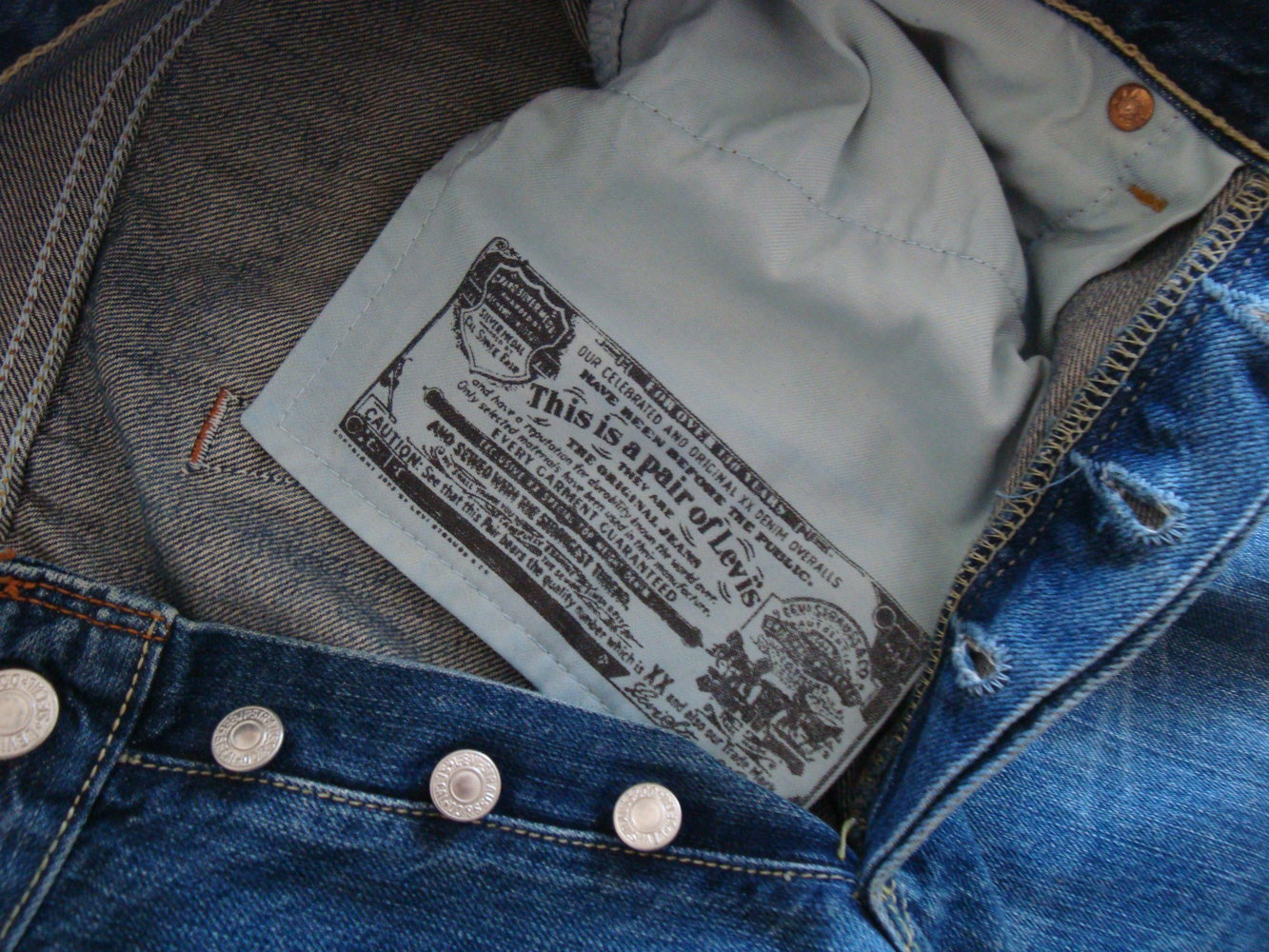 Levis 501 w31 l30 momjeans