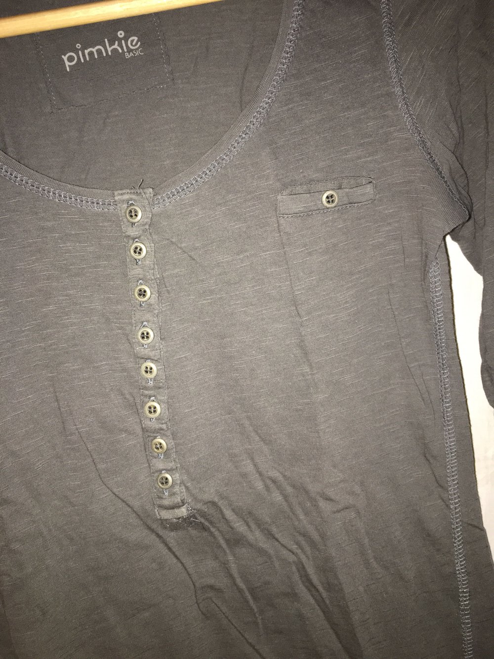 graues 3/4-ärmliges Oberteil