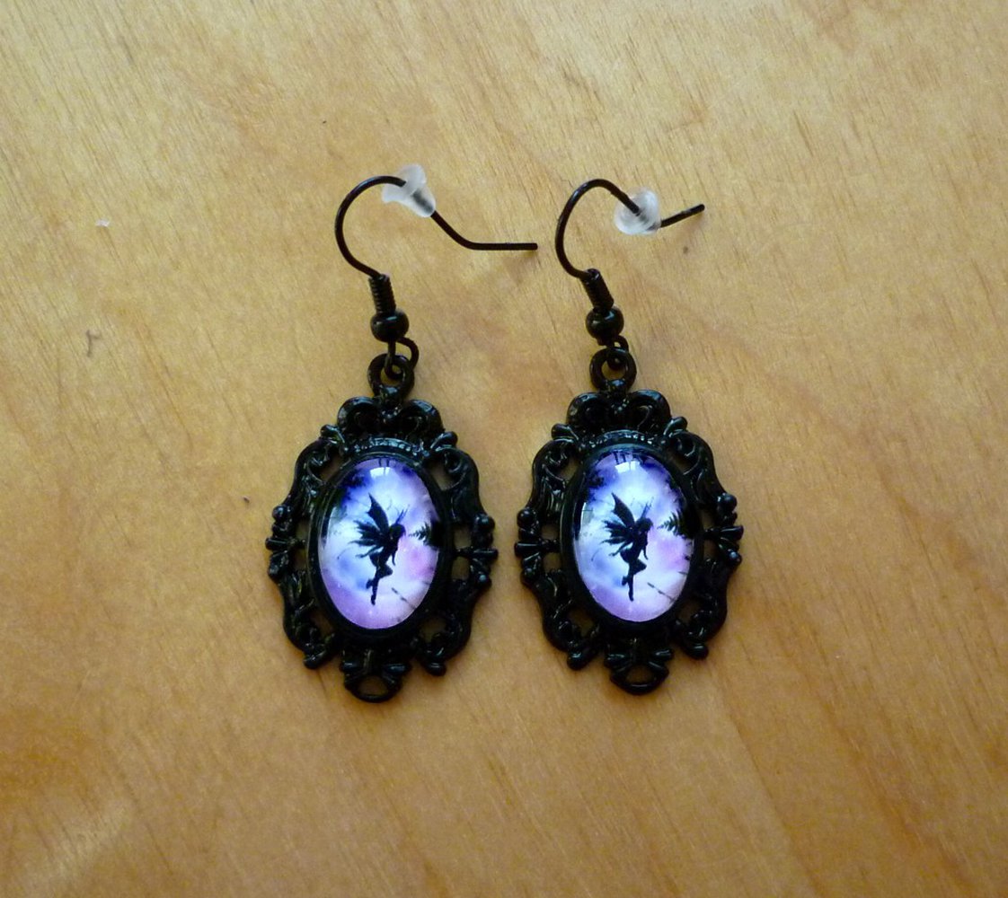 Gothic Ohrhänger schwarz lila Elfe Ohrringe Emo Rockabilly black