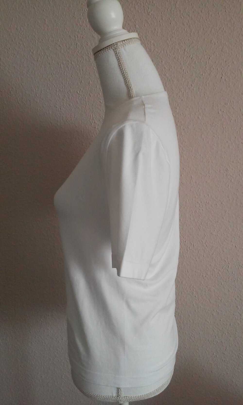 T-Shirt Shirt Pulli Sommerpulli Unterzieher Rundhals weiß, eng anliegend/Fogurbetont