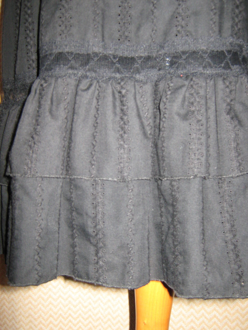 NEU High- Weast Hipie- Style Spitzen Stickerei Stufen Rock 