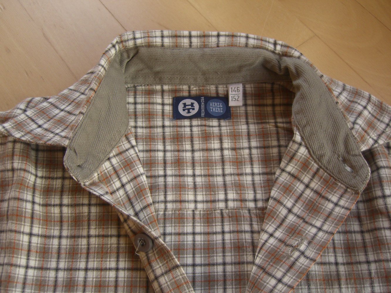 Schönes kariertes Hemd, fast neu