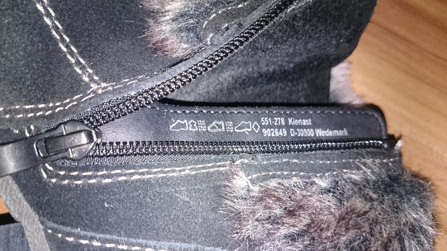 Leder Absatz Stiefelette mit Fell