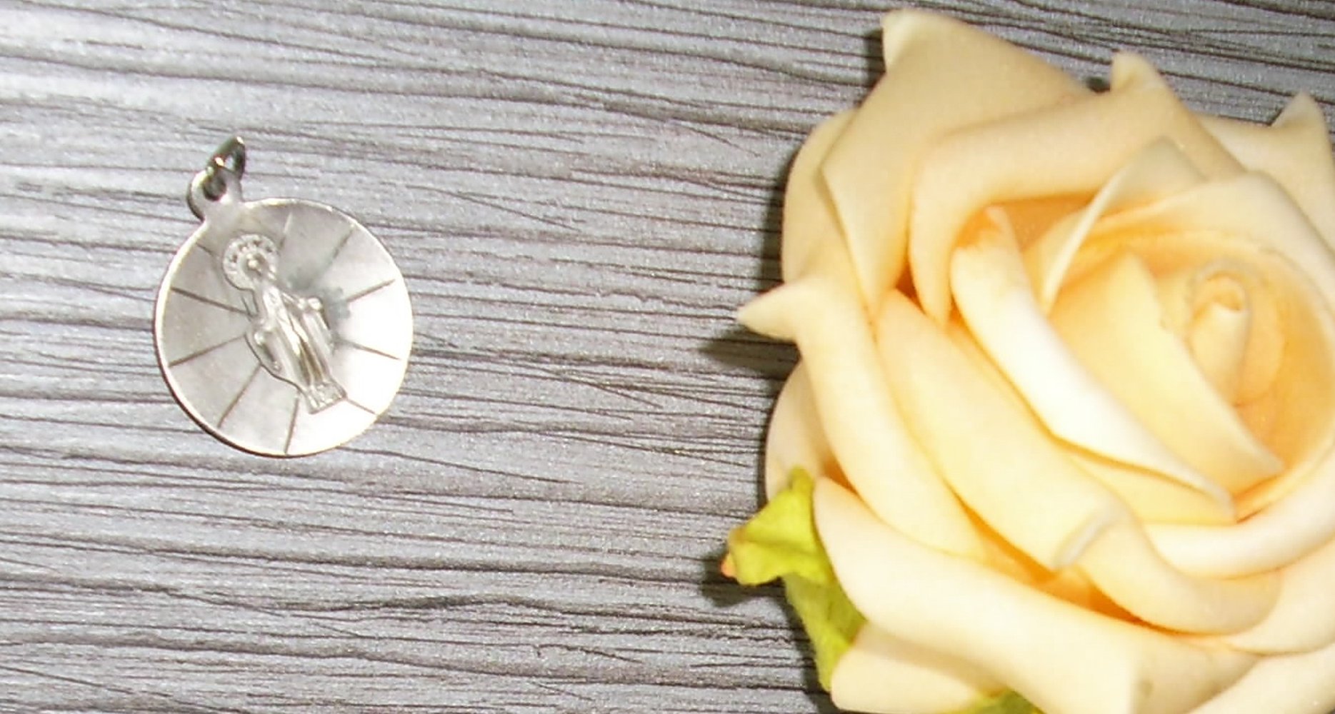 Madonna, Talisman, 70er Jahre, Schmuck, silberfarben, Stainless Steel,Lourdes Vintage Ungetragen! Glücksbringer, Anhänger Medaillon