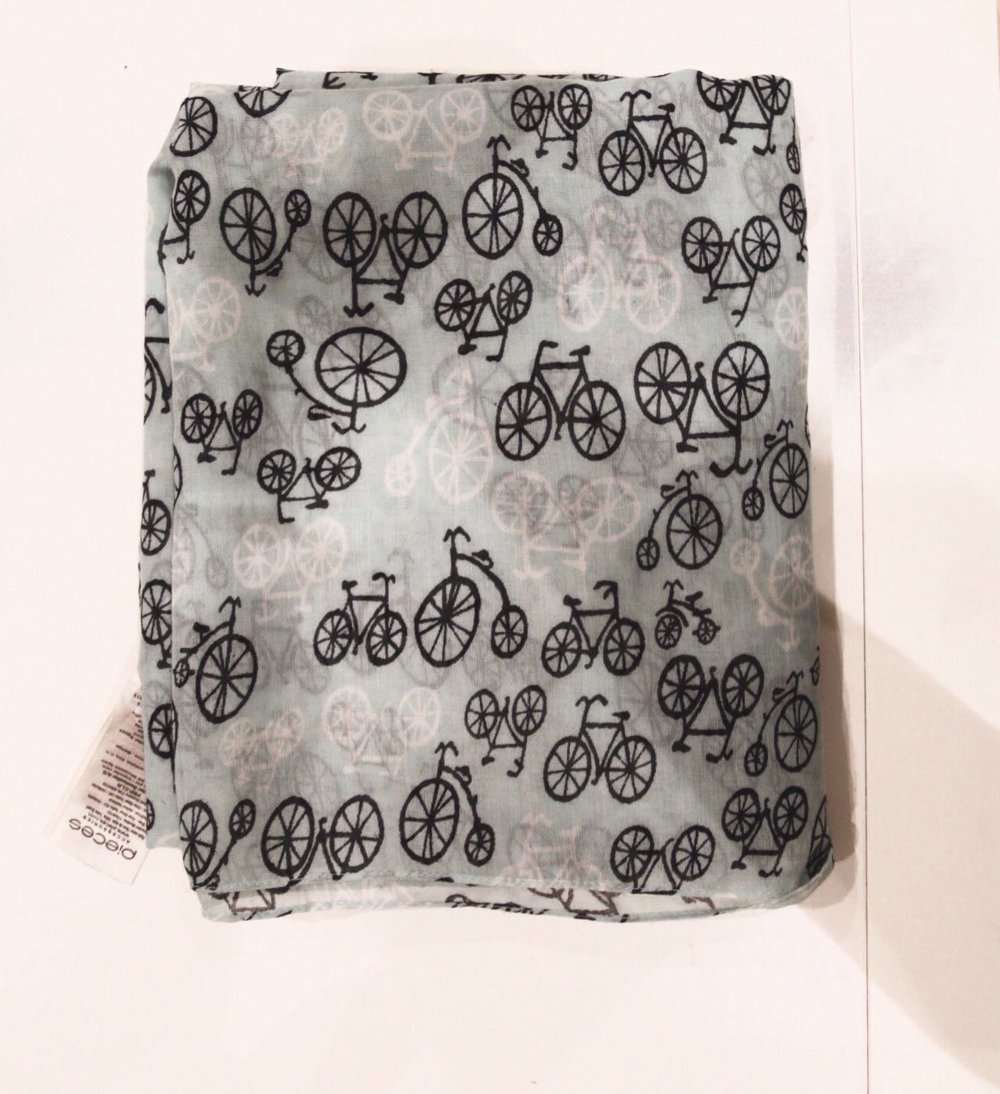 Schöner Pieces Schlauchschal mit Fahrradmuster 