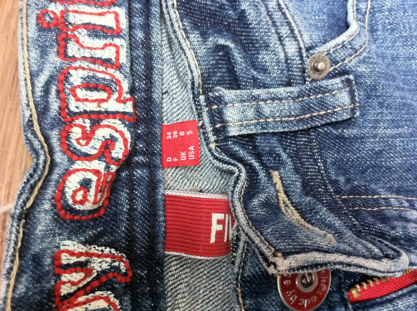 EDC by Esprit Cropped Boyfriend Jeans  Jeans, Gr. 34 XS Top Zustand 