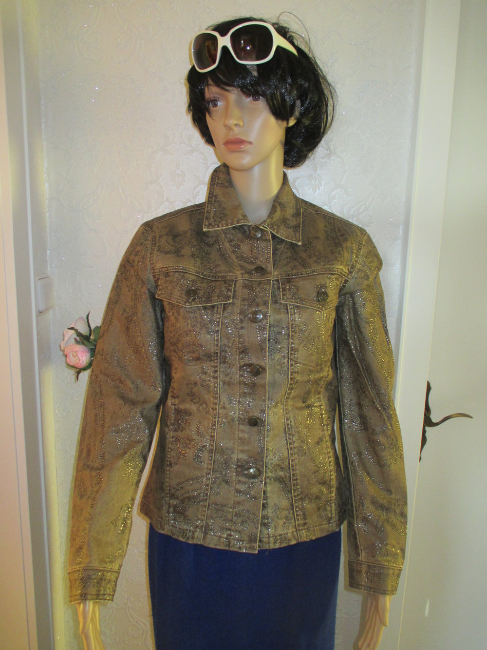 NEU * Edel * ausgefallen * Rokoko * Barock- Style * Glitzer- Look * Jeans * Jacke 
