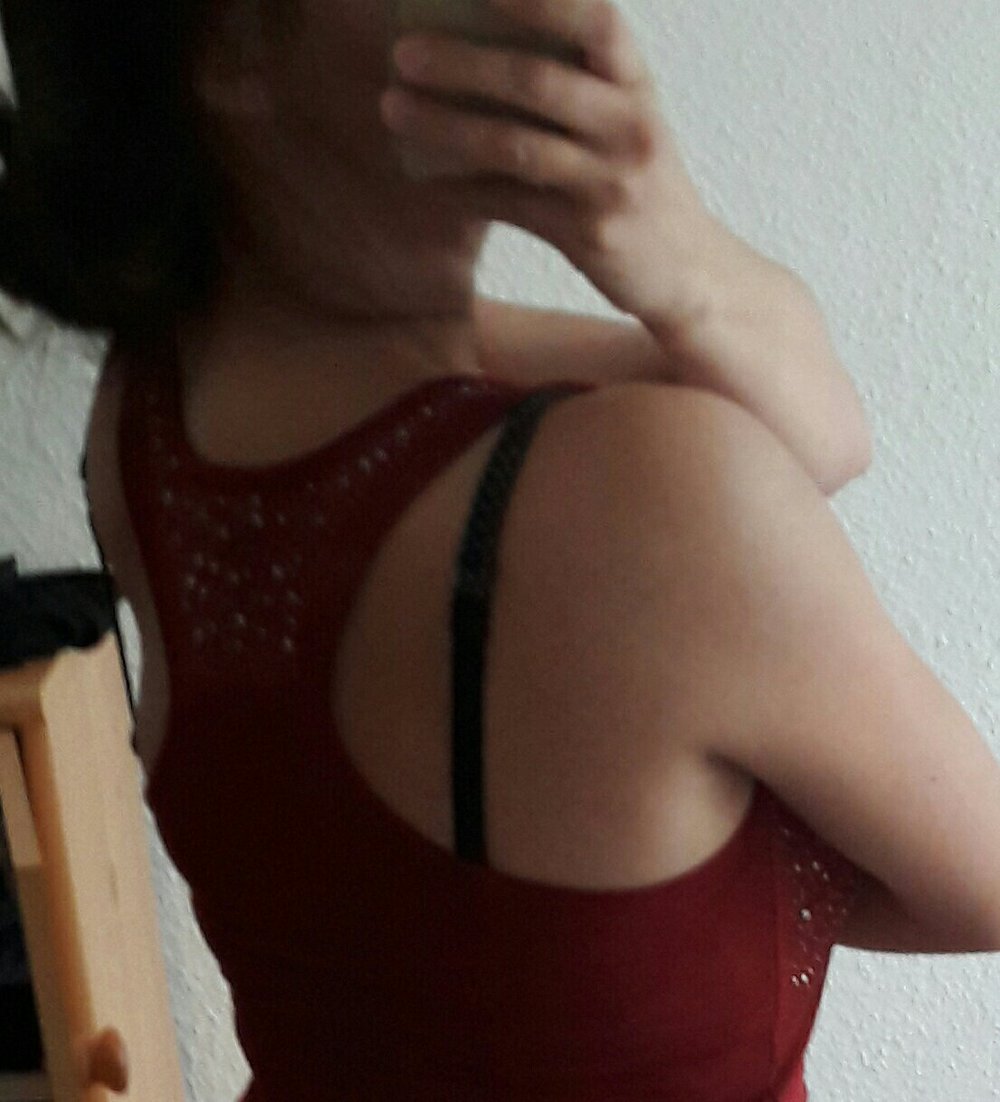 bordeauxrotes Ringerback-Top