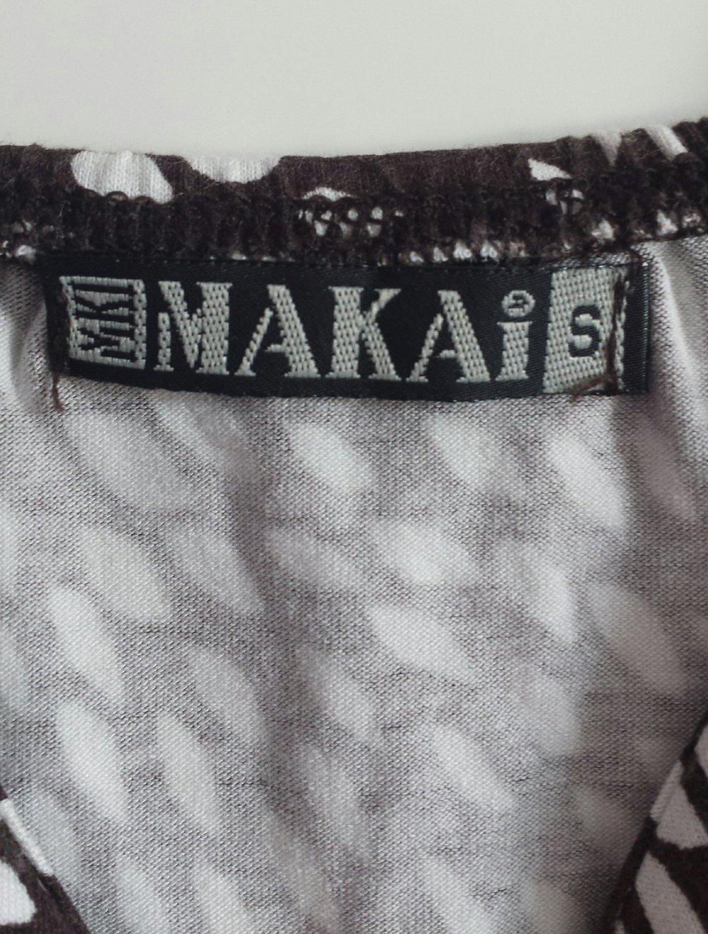 Top mit dünnen Trägern