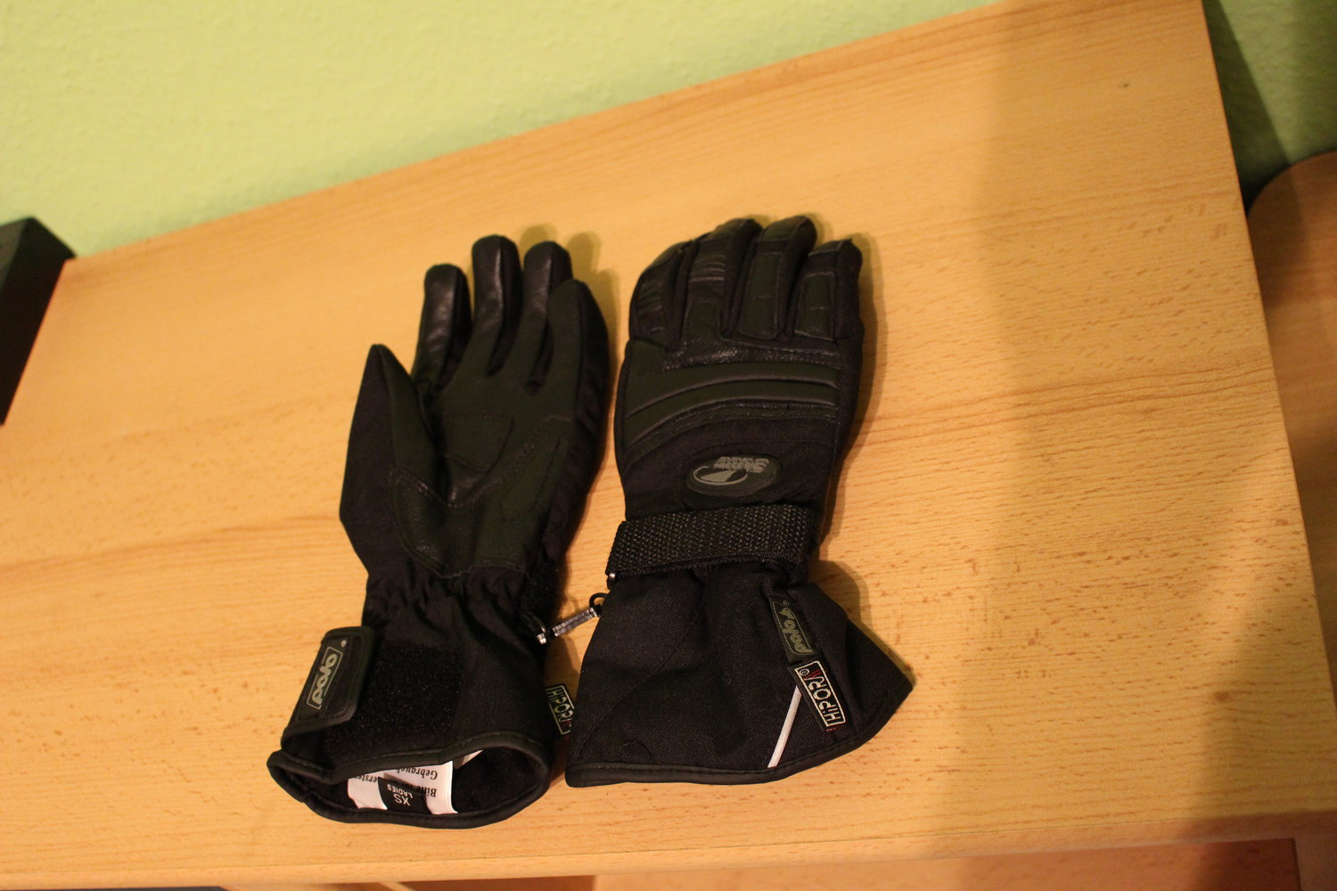 207. Neue Motorradhandschuhe für Damen von Hipora, Gr. XS/7