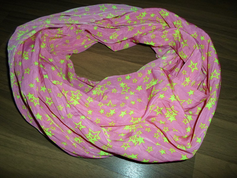 Pinkes Sternentuch