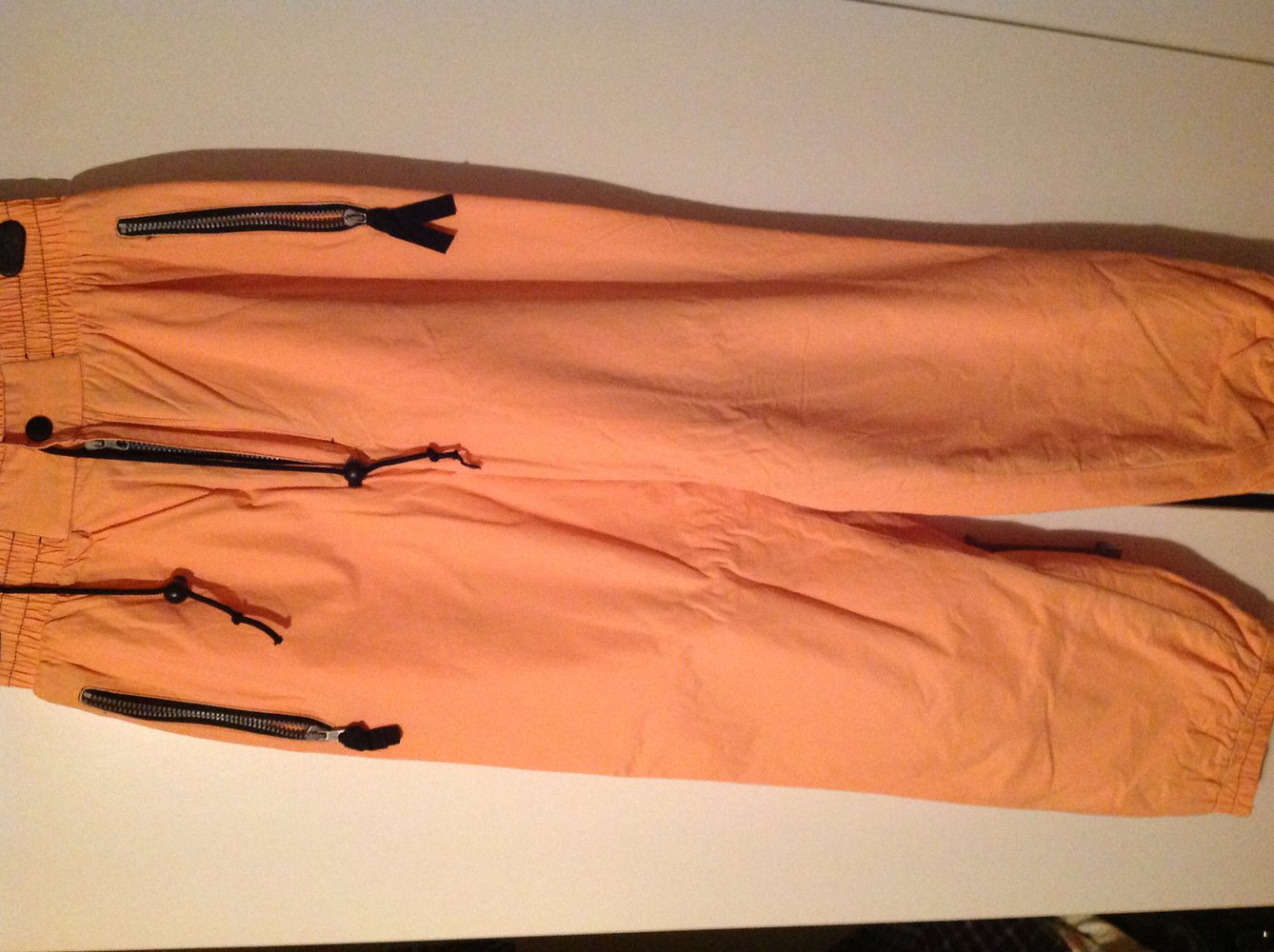 Skihose und skishirt