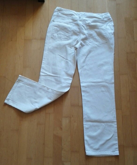 Weiße Jeans, Größe 46