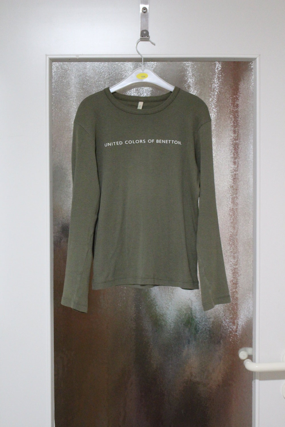 92. T-Shirt von United Colors of Benneton, khakifarben,  Gr. 140