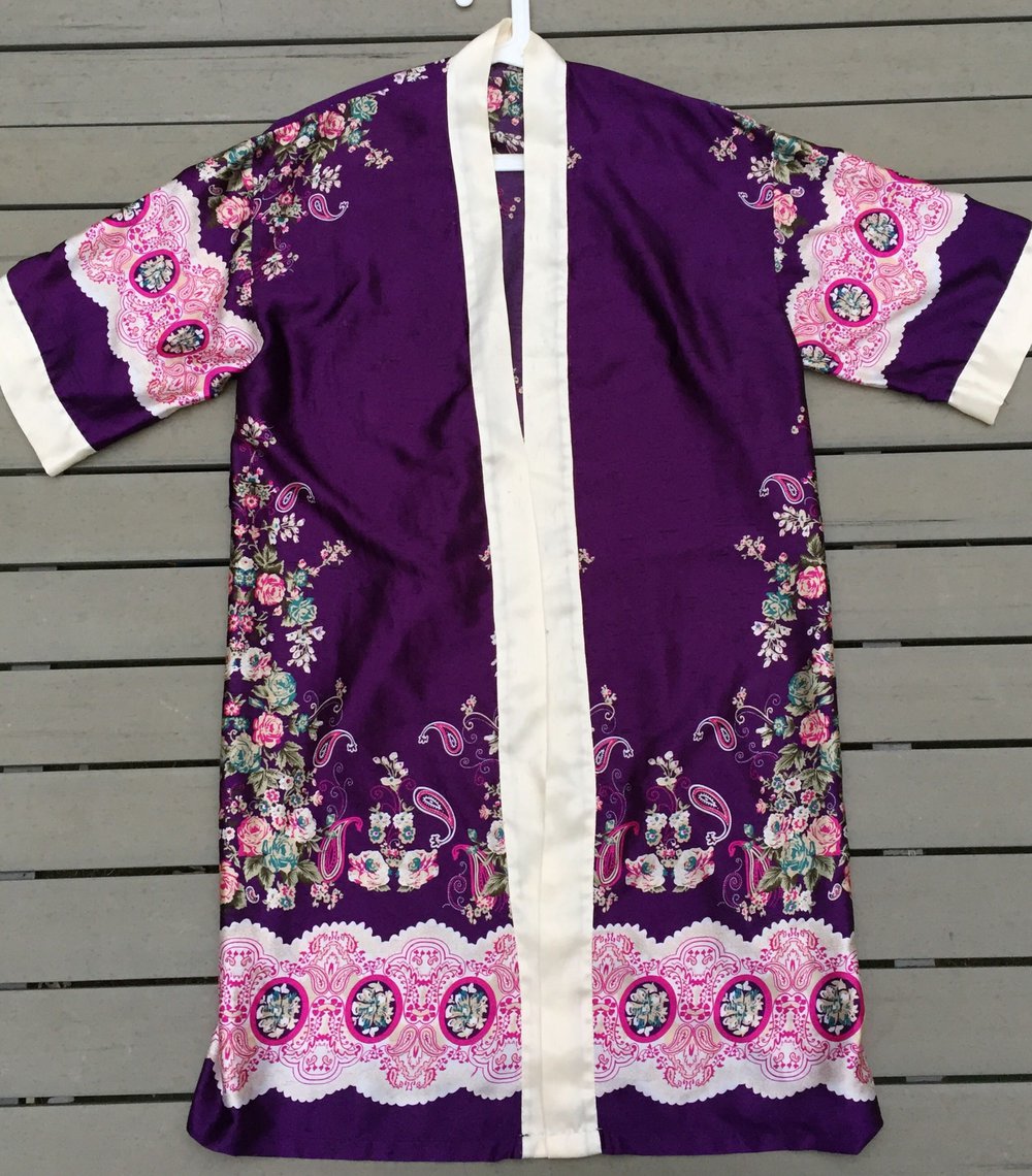 KIMONO Satin seidig Blumen Paisley Gr. ca. S