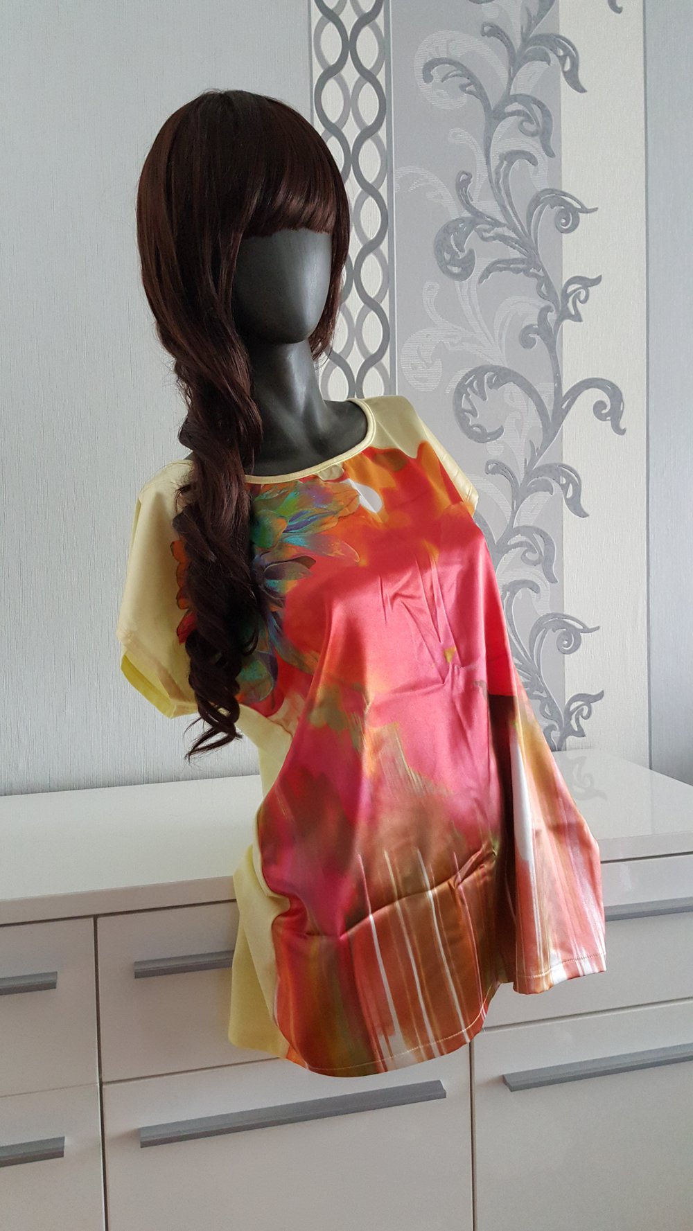 Oberteil gelb vorne glänzend Blumen bunt 42 XL