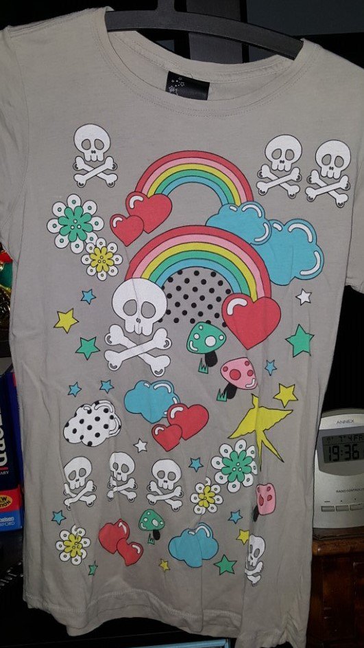 Loungefly T-Shirt 3 Stück grau Gr. S Totenkopf Regenbogen bunt