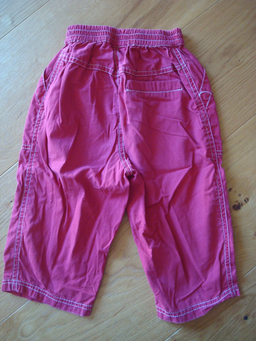 Sommerhose in Rot Gr. 86