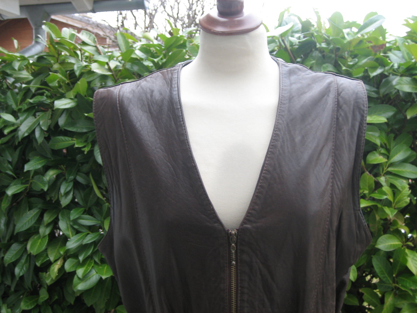 Exclusive Echtleder-Weste Gr. 40/42, Mocca-Braun, superweiches Lamm-Nappa!