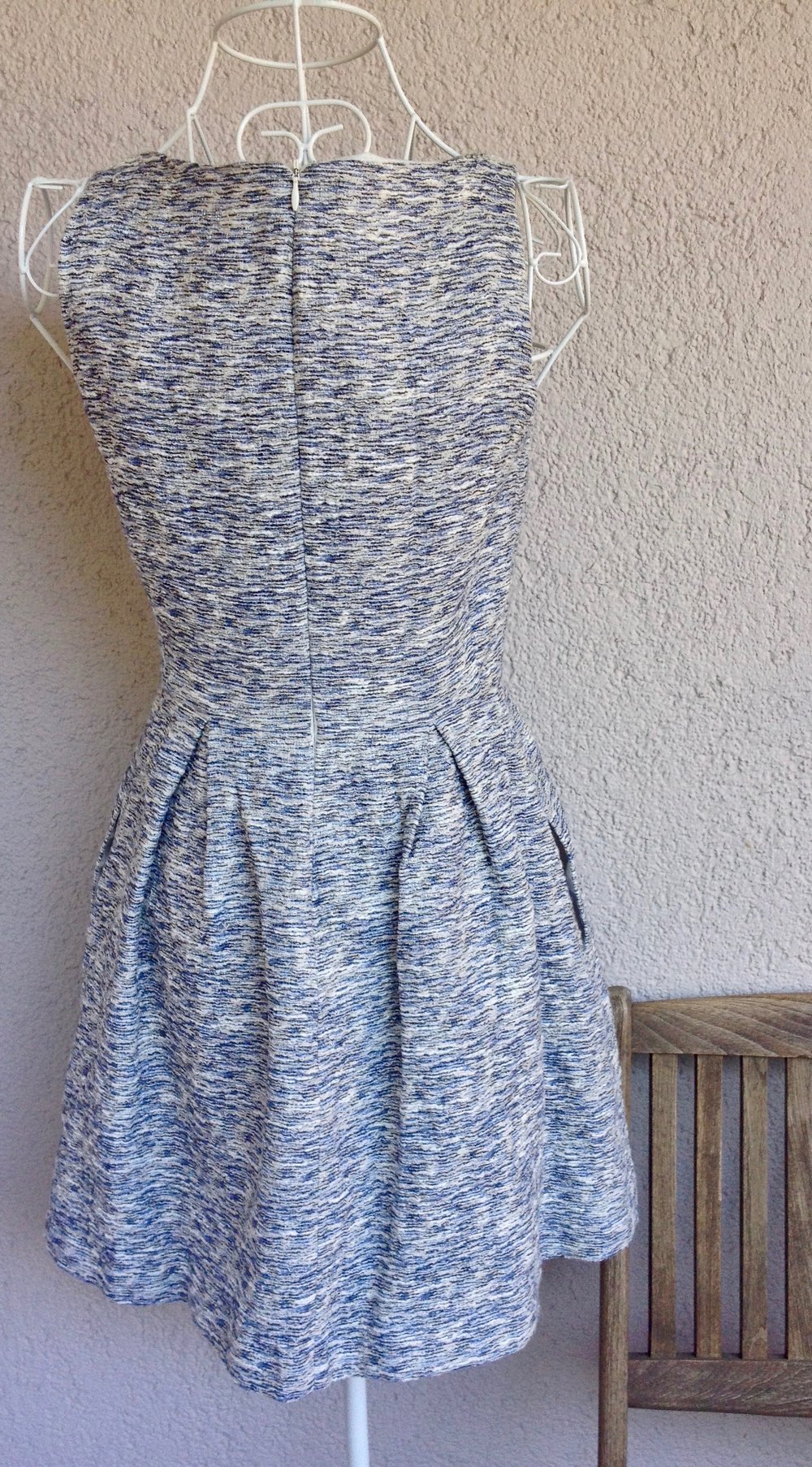 Schickes Kleid mit tollem Schnitt von Zara Basic