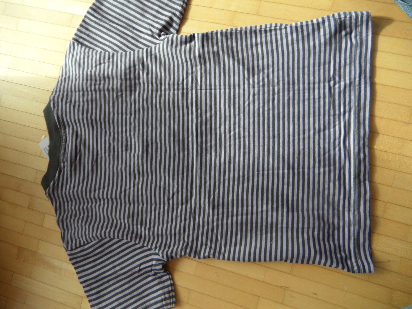 neu mit Etikett: Pferde-T-Shirt Kinderbutt 128 