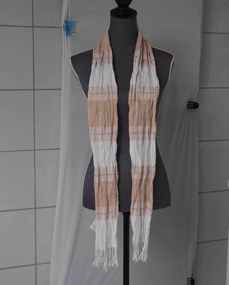 Beige weißer Schal / leichter Schal / Tuch