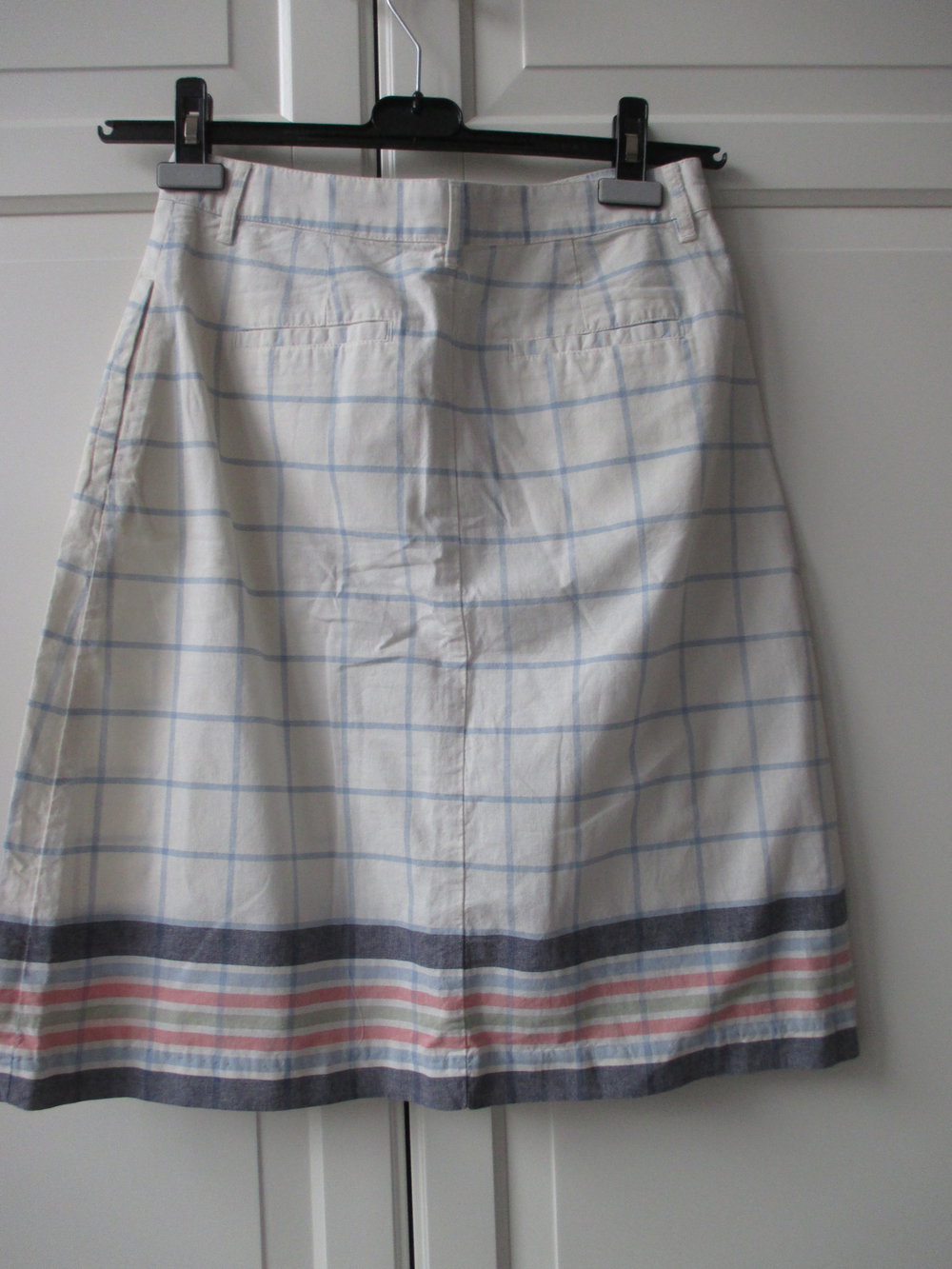 karierter Rock von BDG mit durchgehender Knopfleiste, neu mit Etikett, Gr. 34 Urban Outfitters