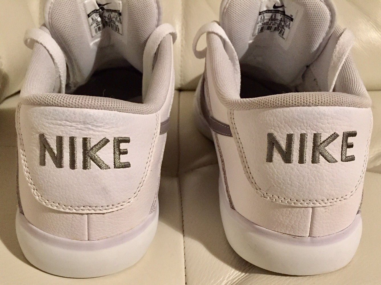 NIKE SUKETO LEATHER neuwertig weiß Gr. 43 (UK 8,5)