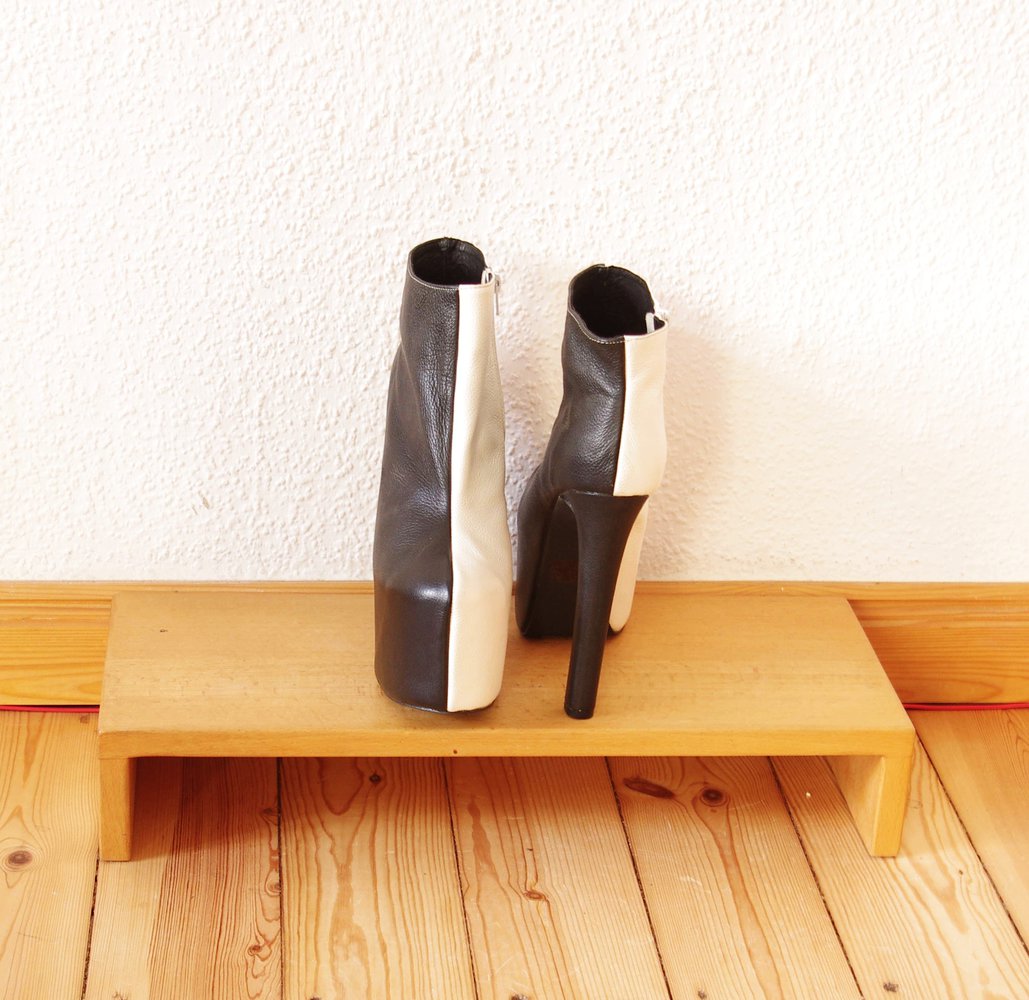 Zweifarbige superhohe Plateau Stiefeletten Gr. 41 YES High Heels