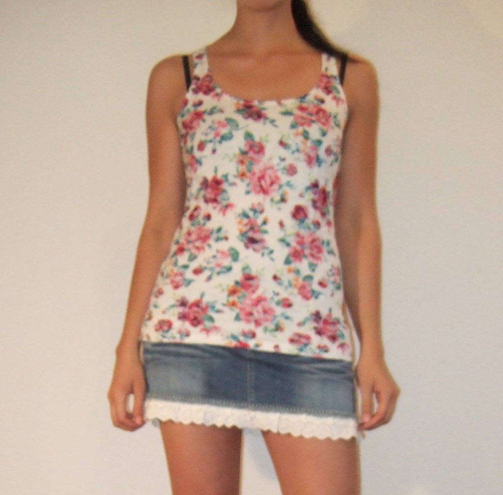 hübsches Top mit Blumen