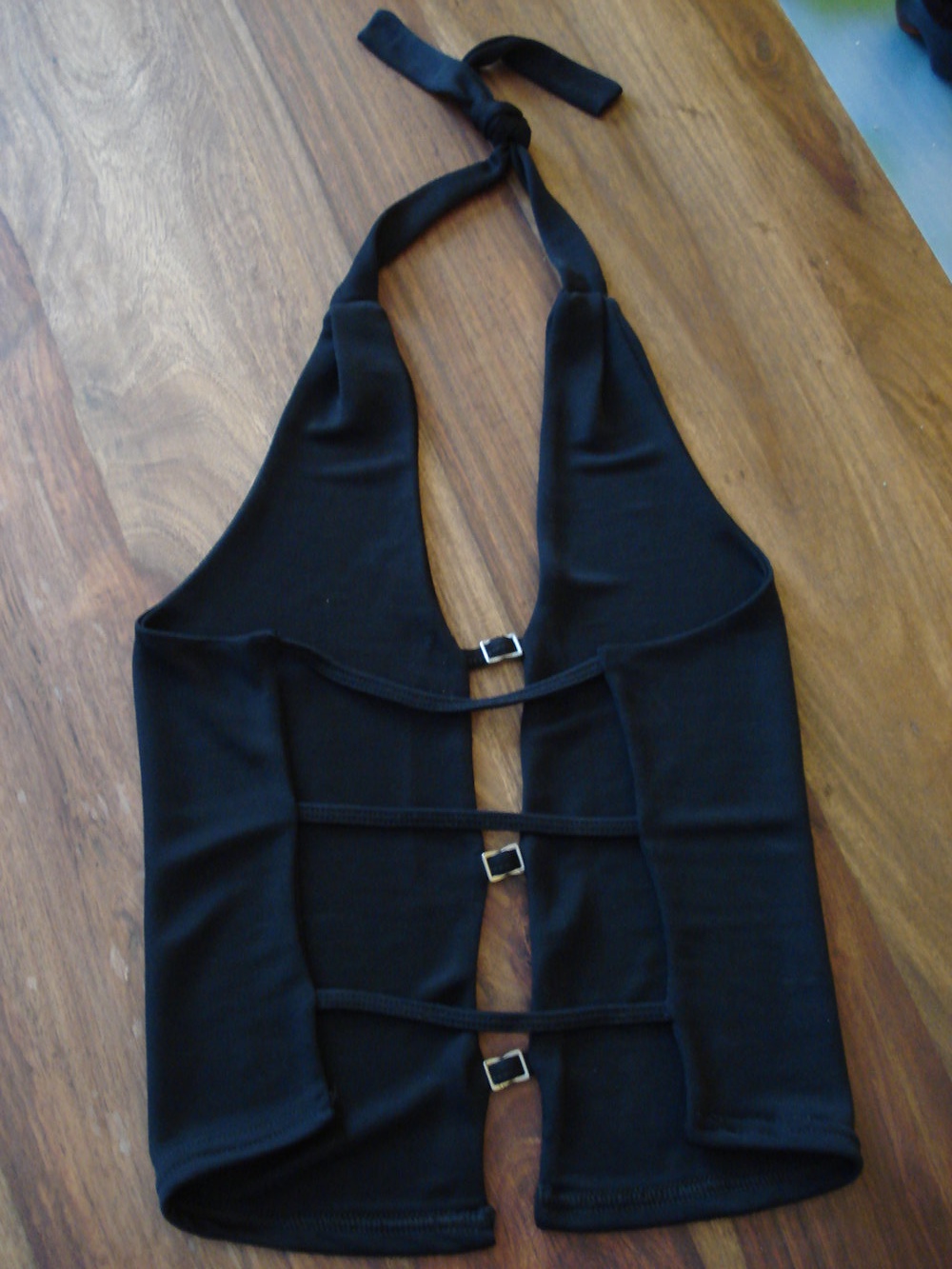 sexy schwarzes Neckholder-Top