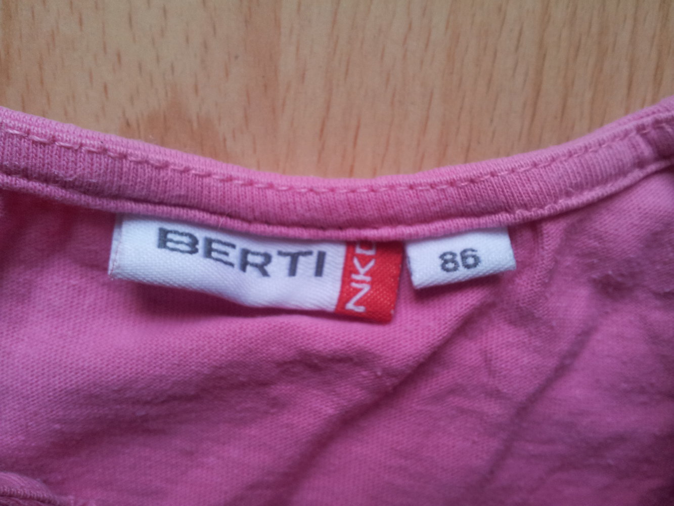  Shirt rosa pink Blumen Stickerei Gr. 86
