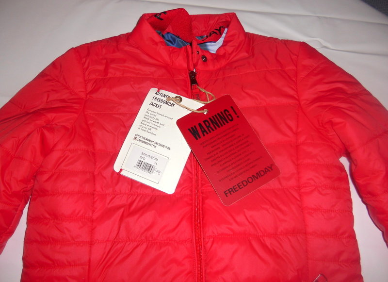 NEU- Freedomday-super Übergangsjacke Gr.164 eher 152/158 NP 99€
