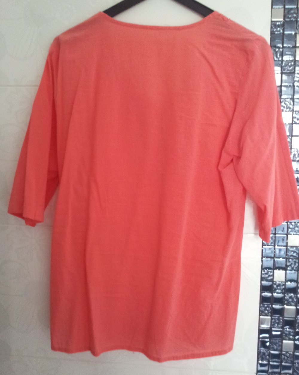 Süßes Tunikashirt Größe.L  ( 38 / 40 ) mit GLITZERPAILETTEN