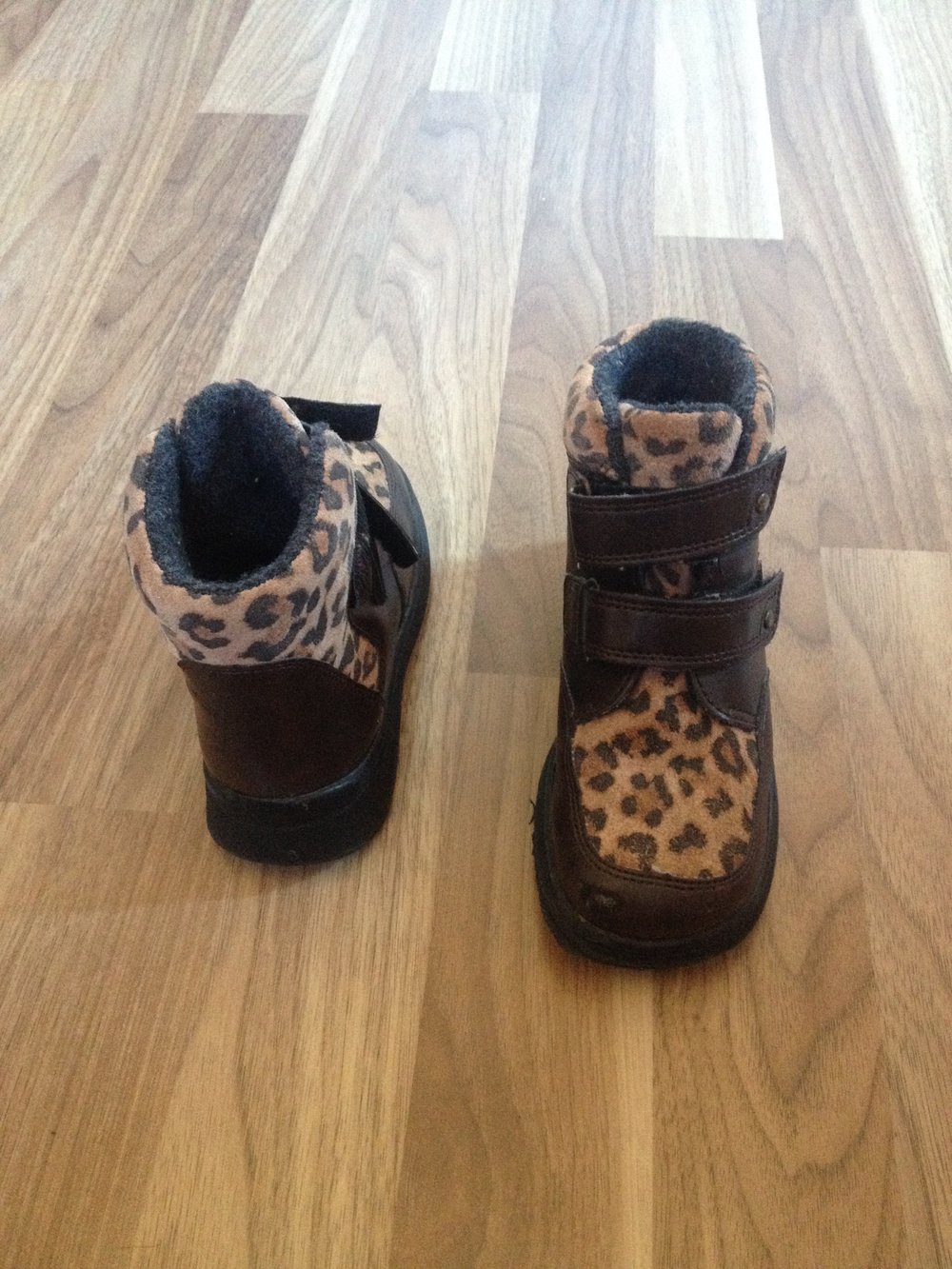 braune leoparden Schuhe (26)
