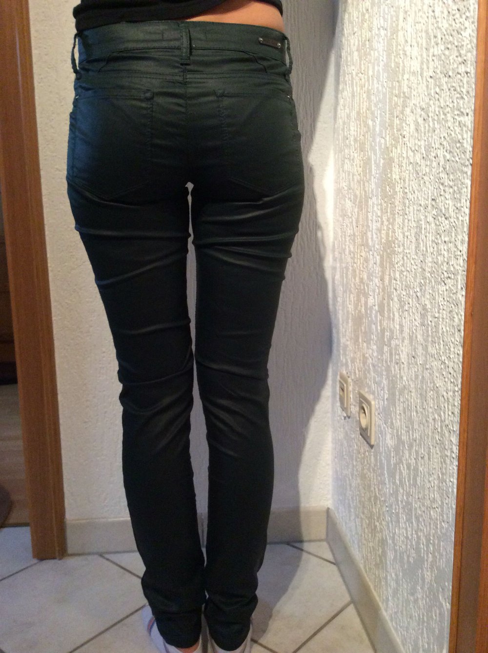 Mac Damen Lederhose Lederimitat Jeans Kunstleder neuwertiger Zustand Röhre 