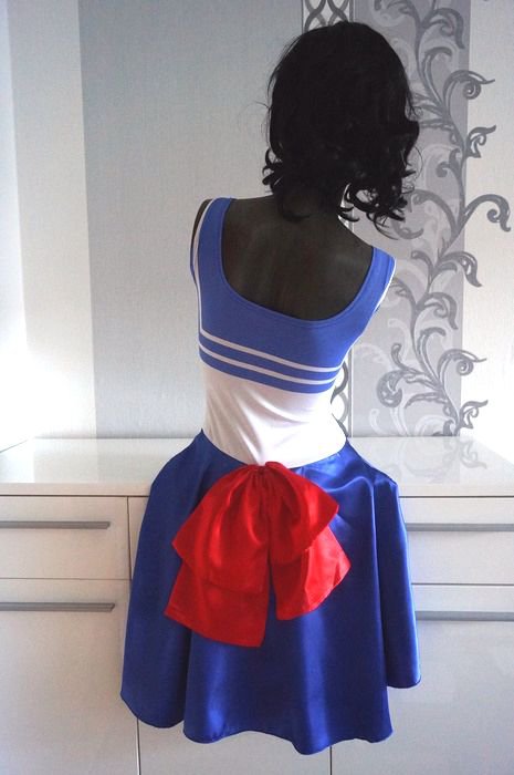 Sailor Moon Kleid zum Cosplay Alltag Halloween Kostüm M 38 evtl. S 36 und XL 42 auch für L 40 Manga Anime Fasching