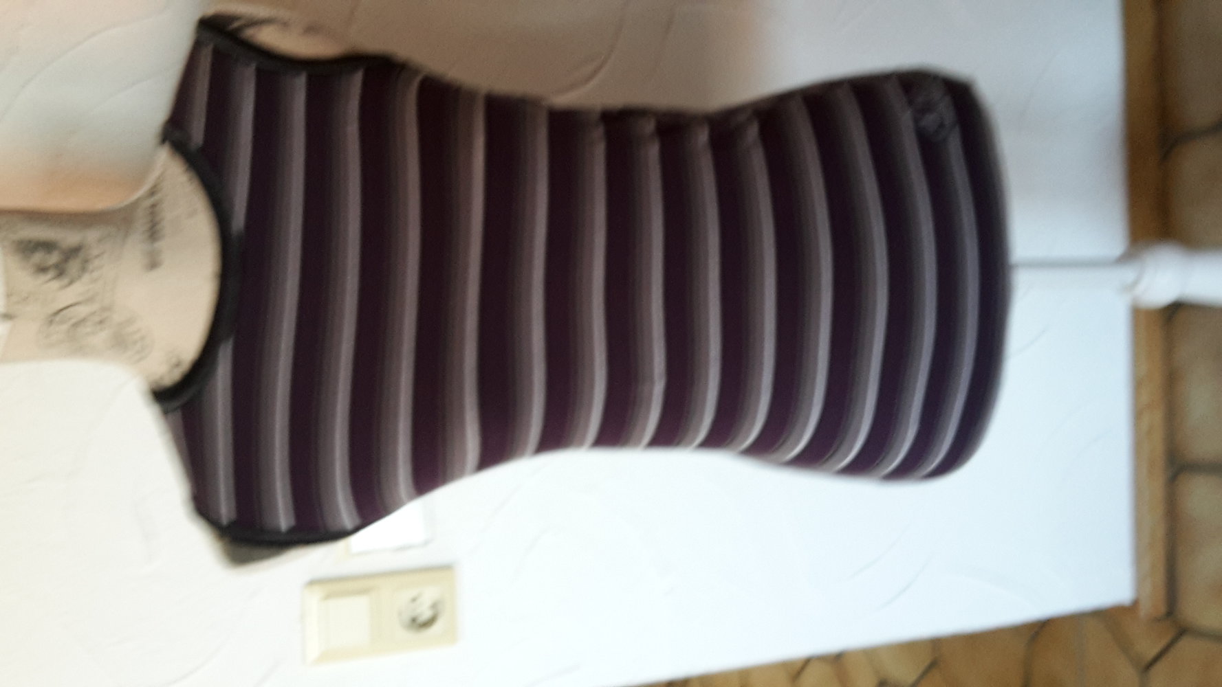 tanktop XS/34 gestreift lila violett grau schwarz sommer Stickere