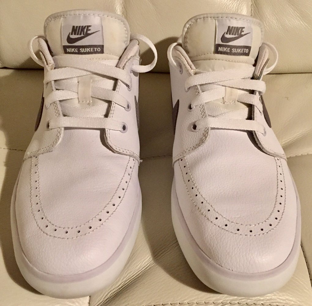 NIKE SUKETO LEATHER neuwertig weiß Gr. 43 (UK 8,5)