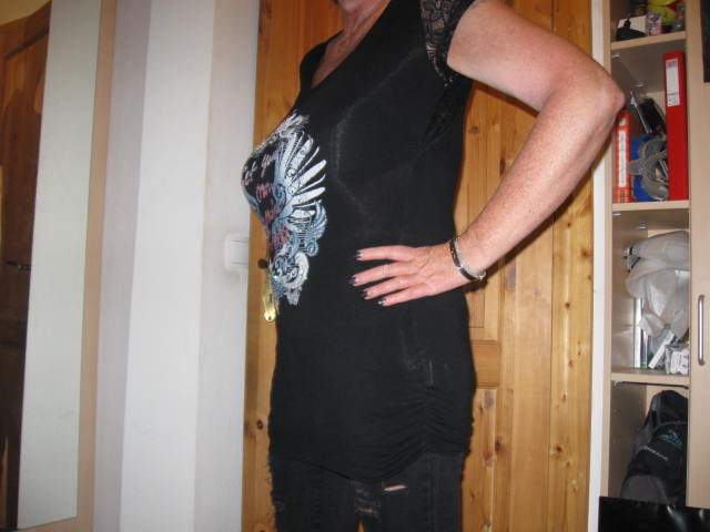 *** Raffiniertes Shirt mit Spitze ***