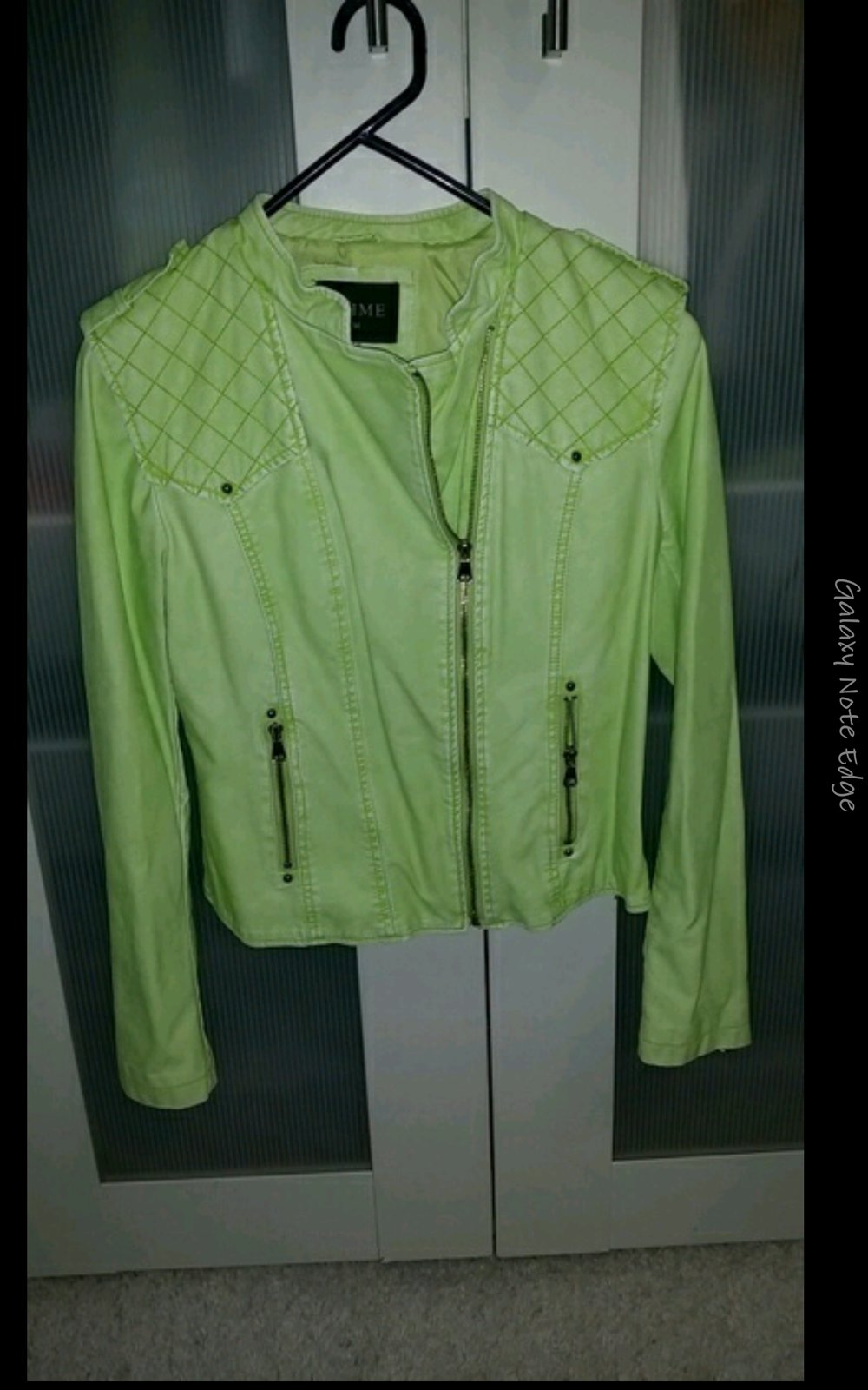 Grüne Lederjacke 