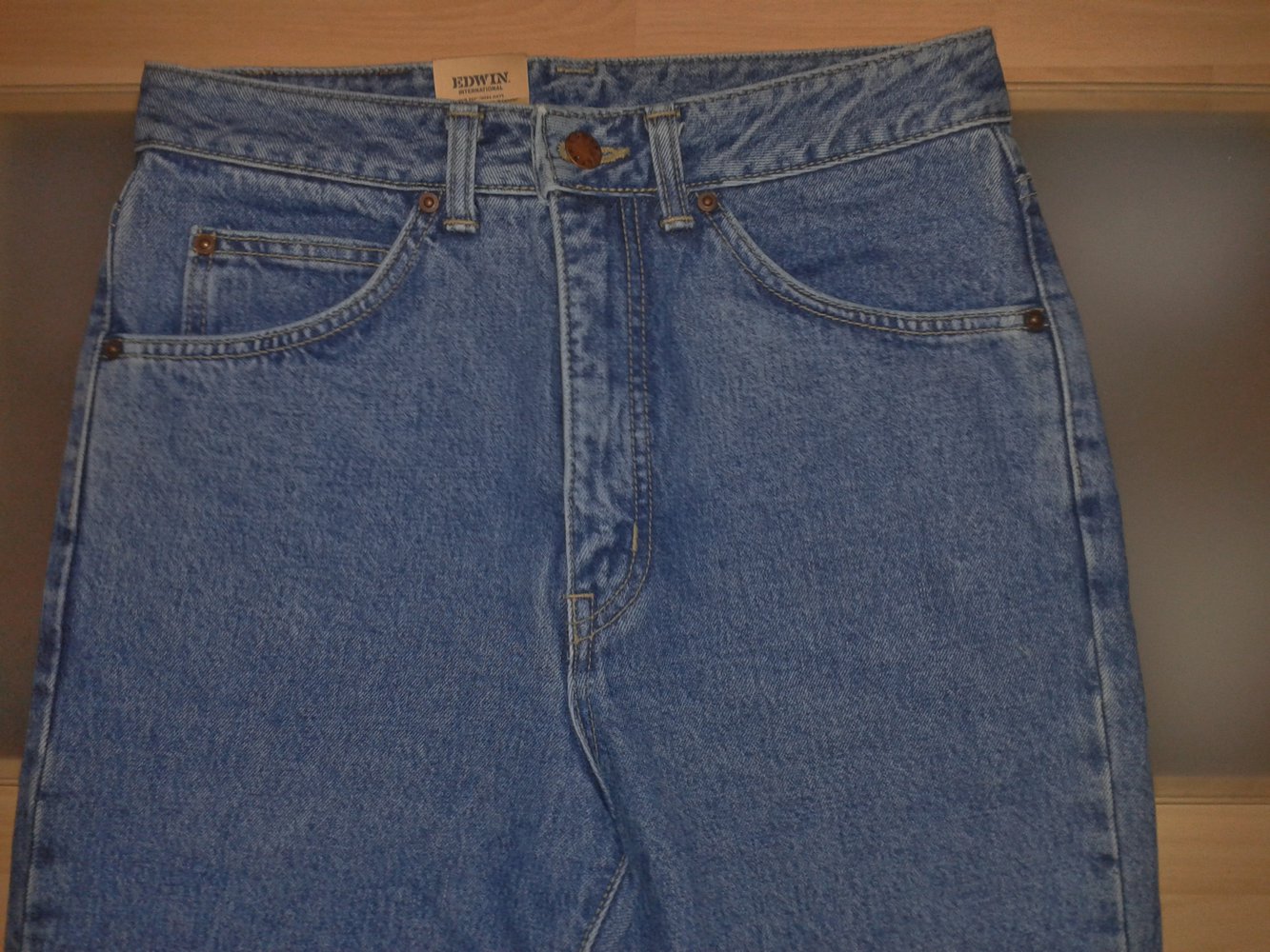 Sehr schöne Jeans - Hose mit hohem Bund Gr. W- 30, L - 32