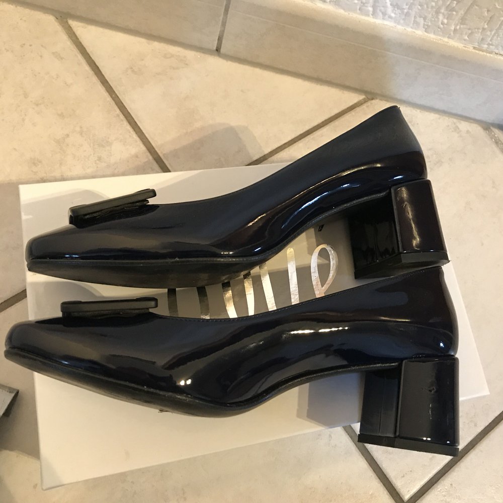 Ovye Ovyé Pumps Lack Schuhe neu Größe 38 blau 