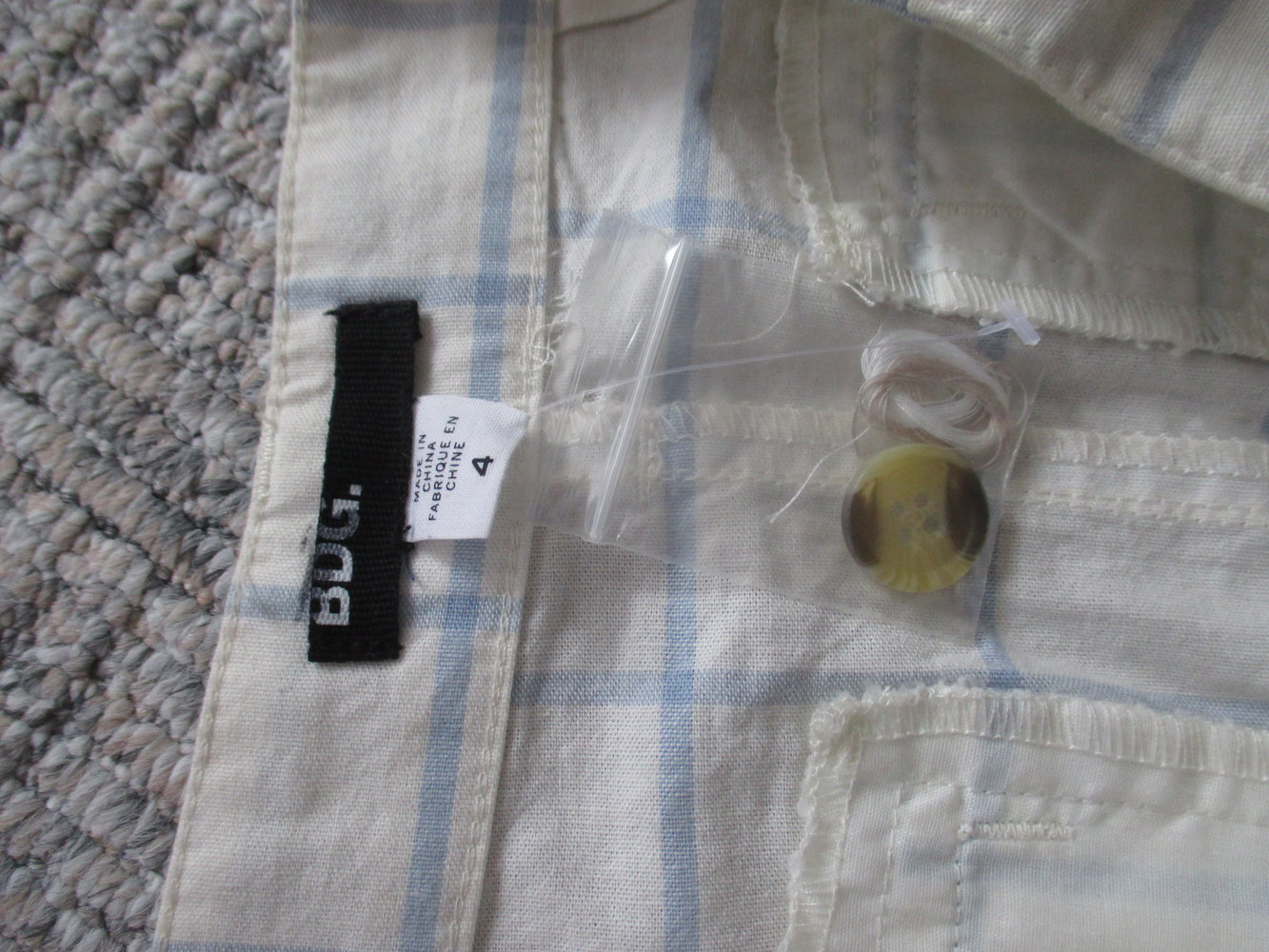 karierter Rock von BDG mit durchgehender Knopfleiste, neu mit Etikett, Gr. 34 Urban Outfitters