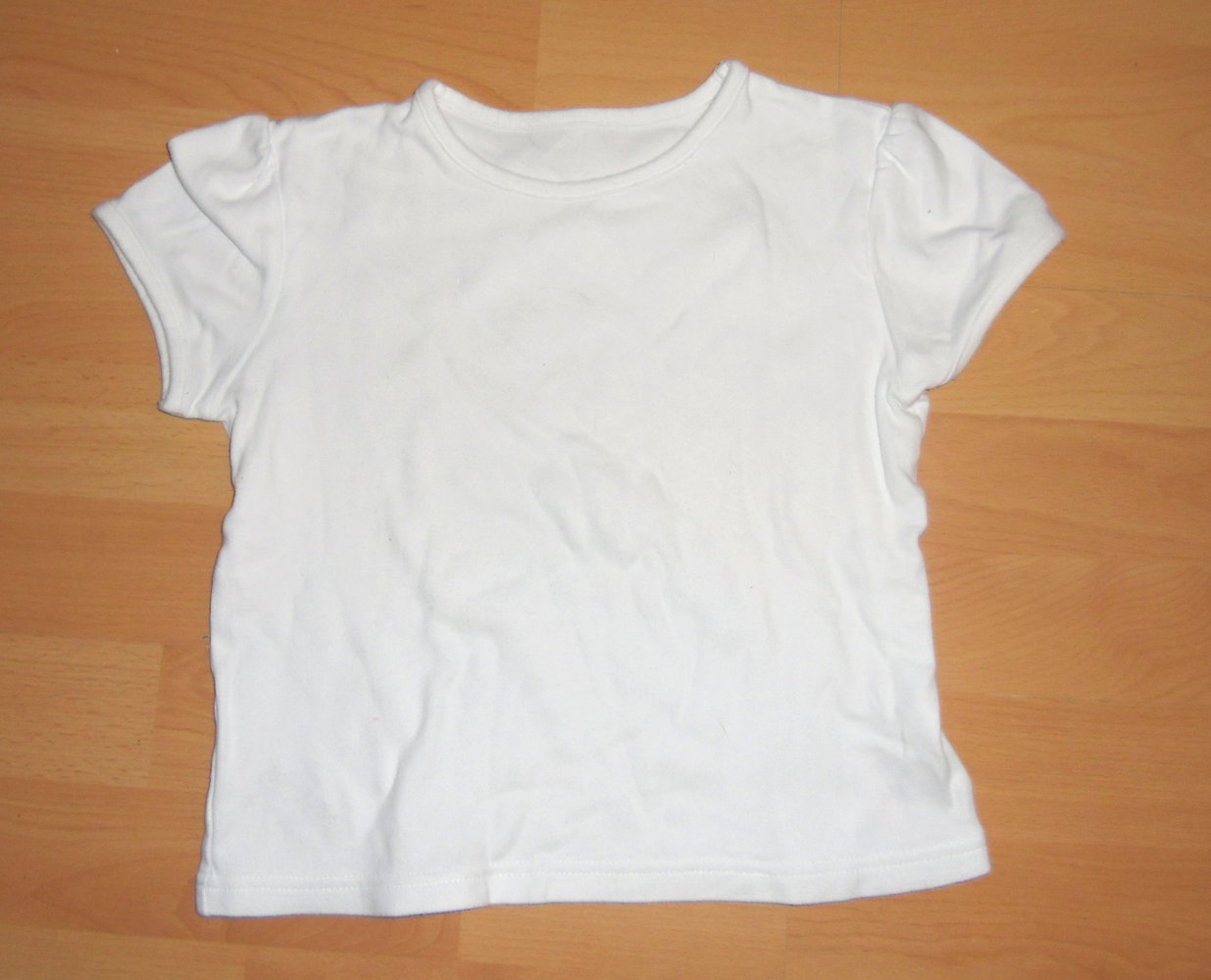 Mothercare.- schönes, weißes T-Shirt Gr.122-128