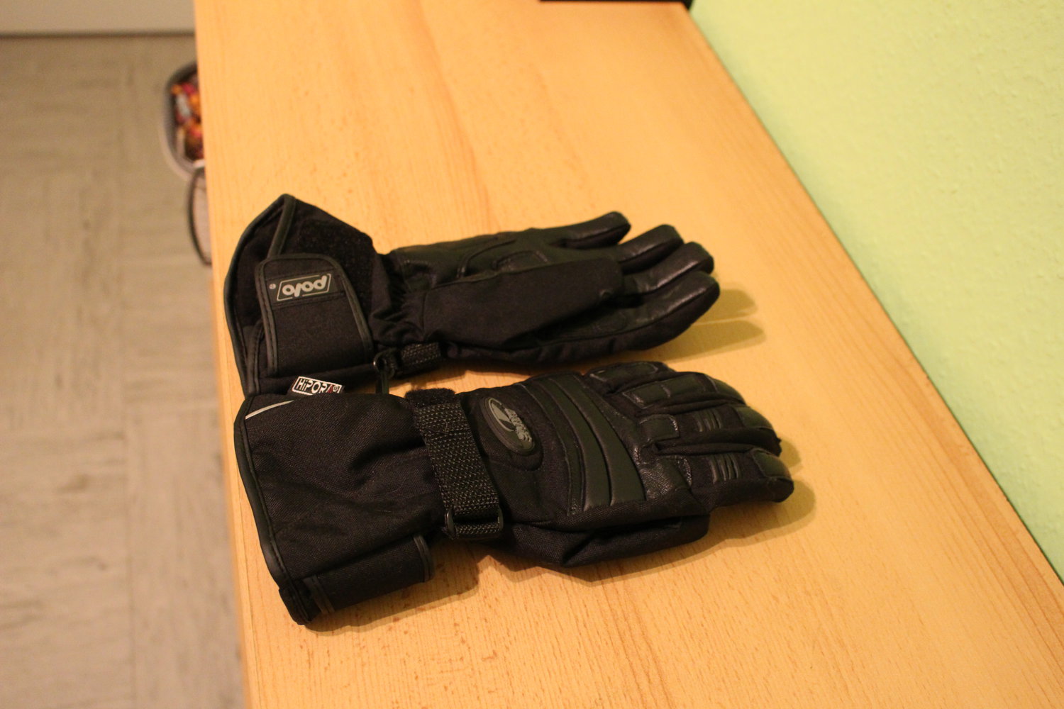 207. Neue Motorradhandschuhe für Damen von Hipora, Gr. XS/7