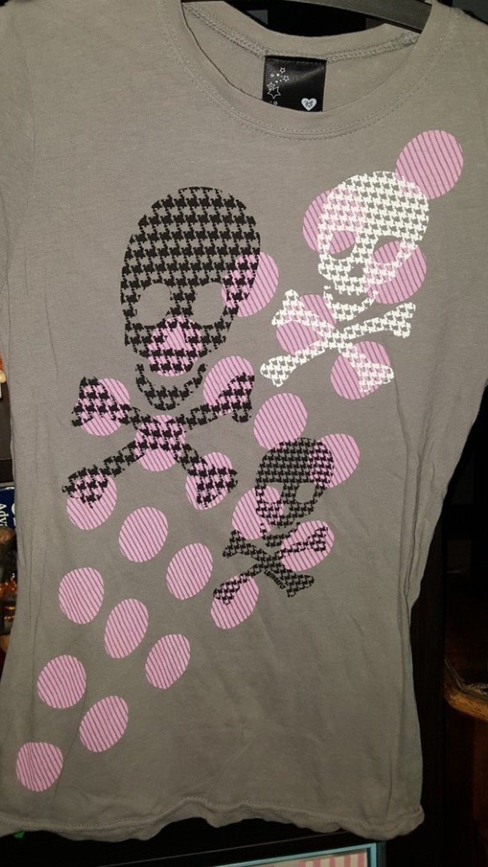 Loungefly T-Shirt 3 Stück grau Gr. S Totenkopf Regenbogen bunt