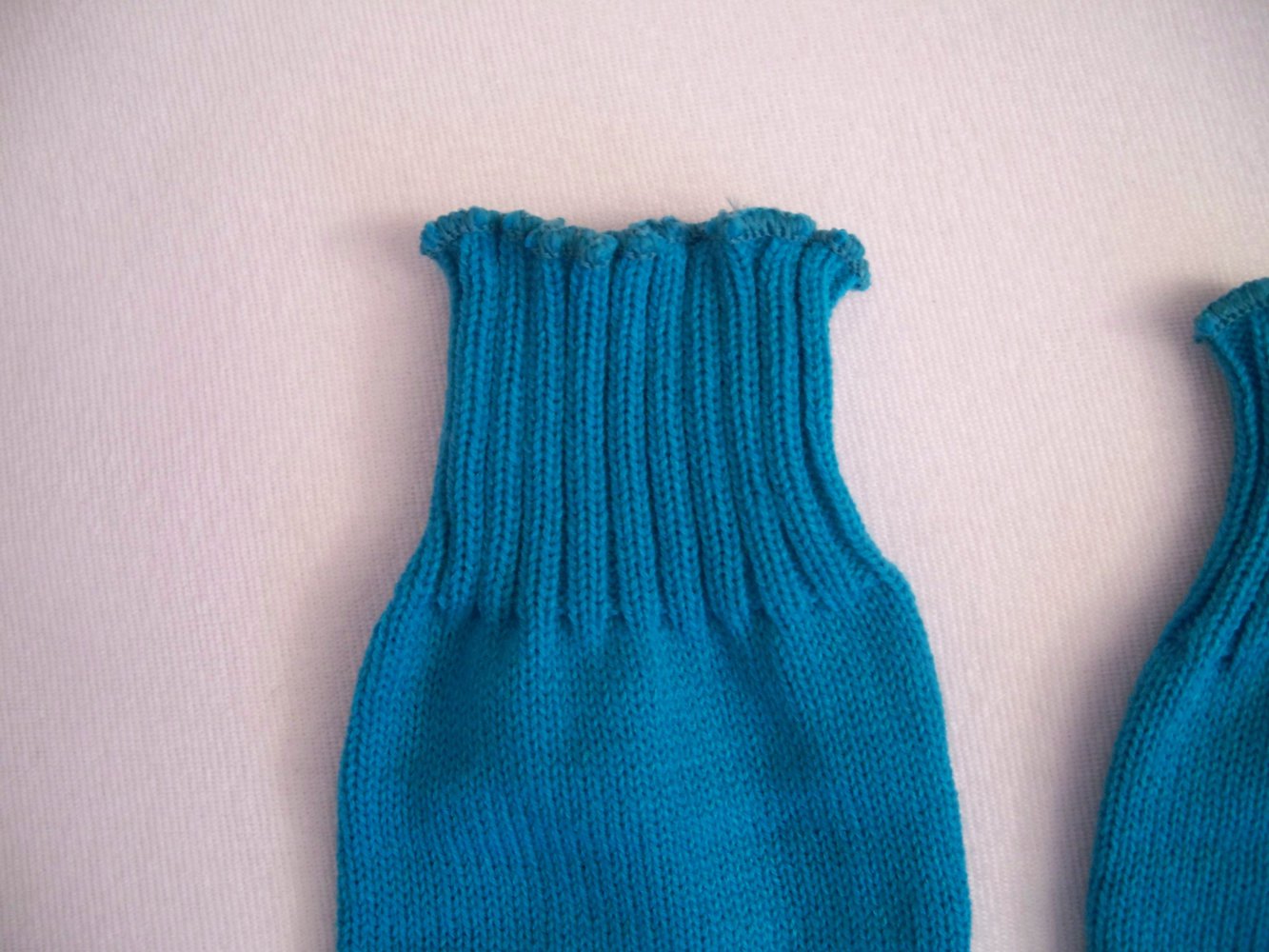 VINTAGE// Stulpen in einem grün-türkisfarbenem Ton