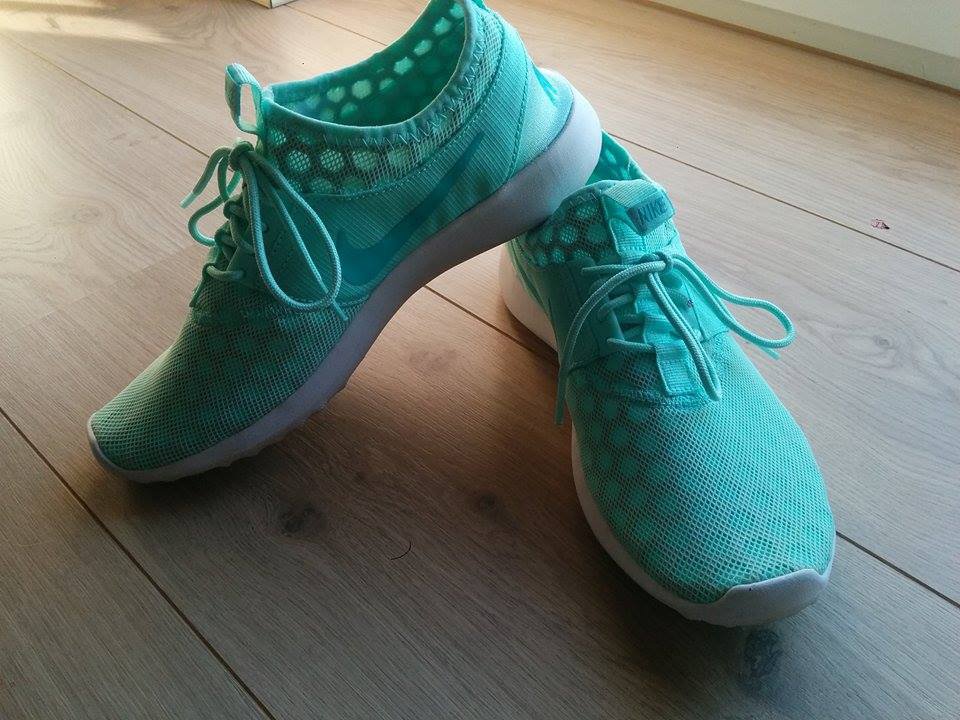 Mintfarbene Nike Juvenate 38,5 Mintfarbene Nike Juvenate 38,5